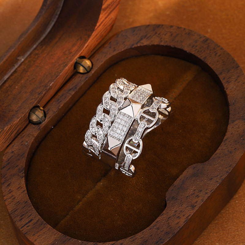 2025 Choucong Ins Top Sell Sparkling Vintage Jewelry 18K White Gold Fill Pave White Sapphire CZ Diamond Gemstones Geometry Women Wedding Band Ring Gif