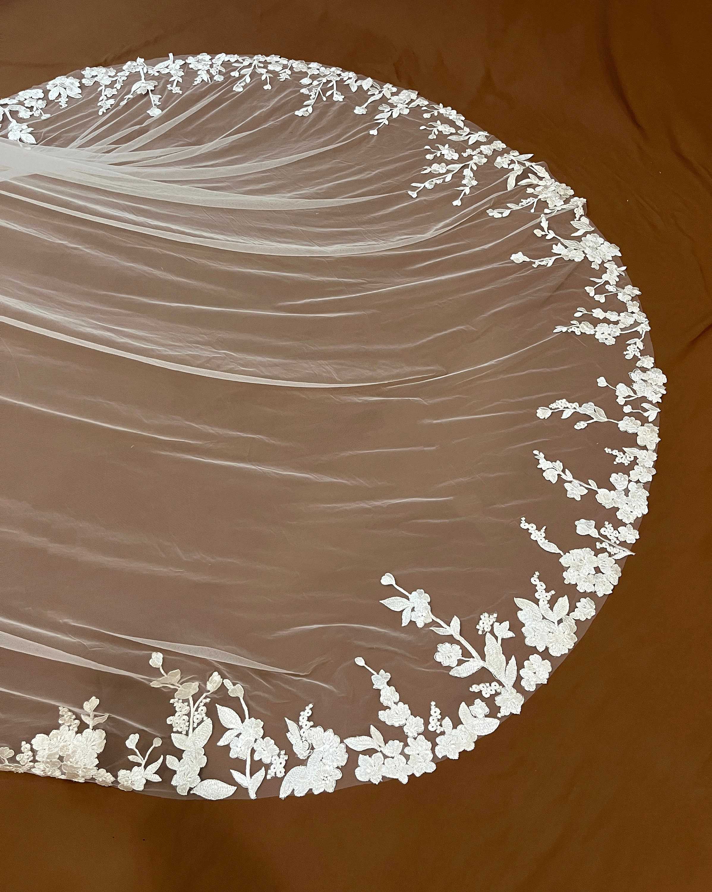 Wedding Veil Customized Real Photos Long Appliques Edge Bridal Veil Single Layer Cathedral Length Wedding Accessories