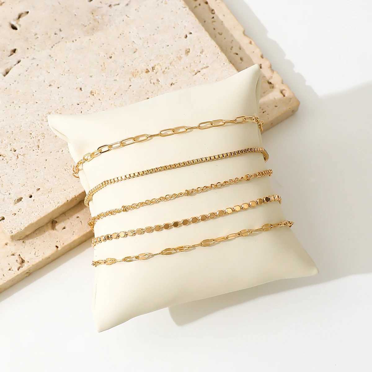 5pcs/Set Fashionable Womens Chain Bracelet Set Jewelry Accessories W250728