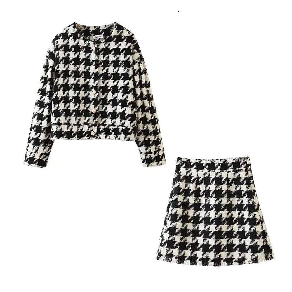 Vintage Sweet Women Pearl Button Black Check Gingham Plaid Blazer High Waist Mini Short Skirts Long Sleeve Suits 2 Pieces Set