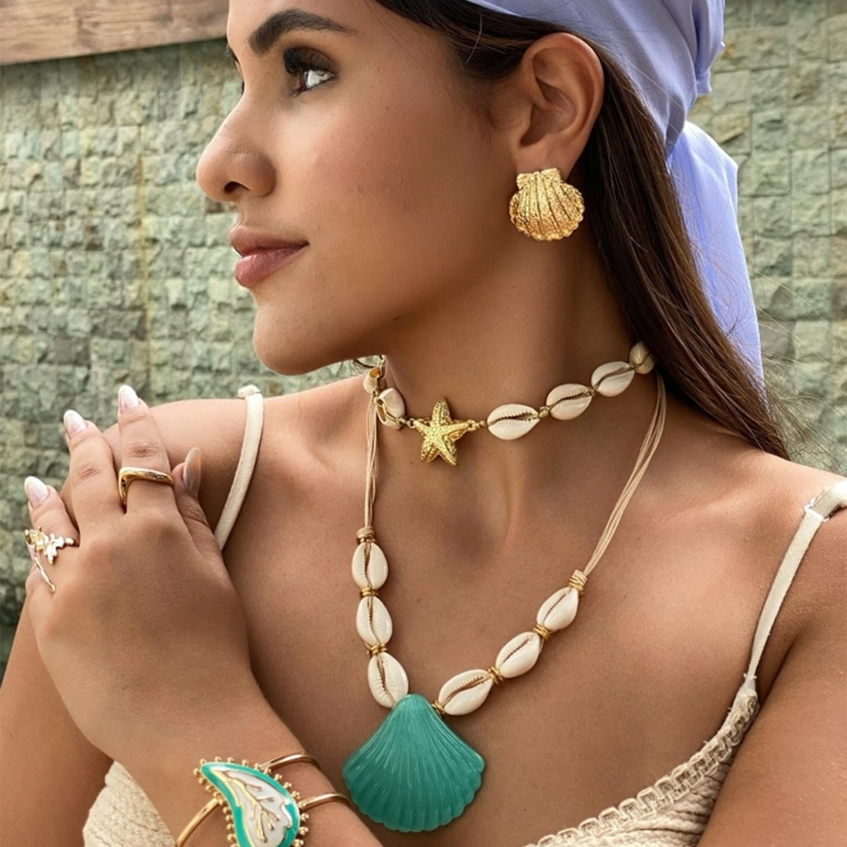 New Bohemian Beach Style Exaggerated Shell Pendant Necklace Double Layer Stacked Design Choker Jewelry for Women