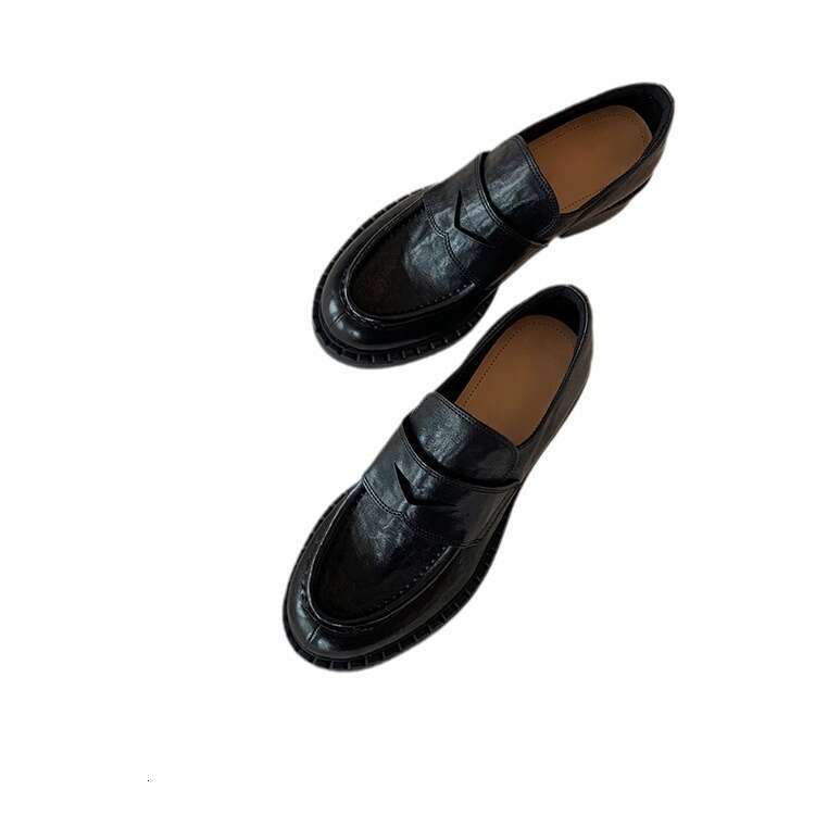Designer Washed Horse Pattern British Style Casual Thick Heel Loafers Women's Small Leather Shoes Autumn Winter