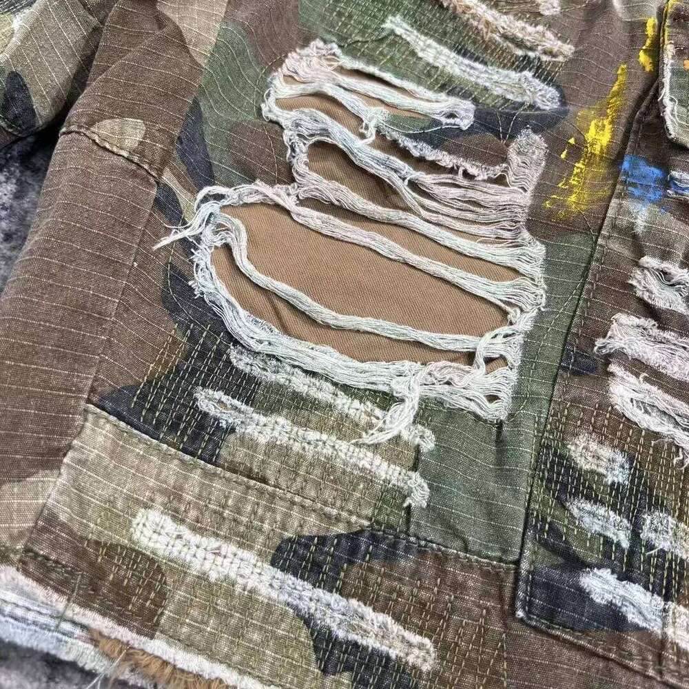 Designer Clothing 2025 Summer Fashion Camouflage Splicing Leather Letter Washed Retro Knee Jeans Men Women Shorts