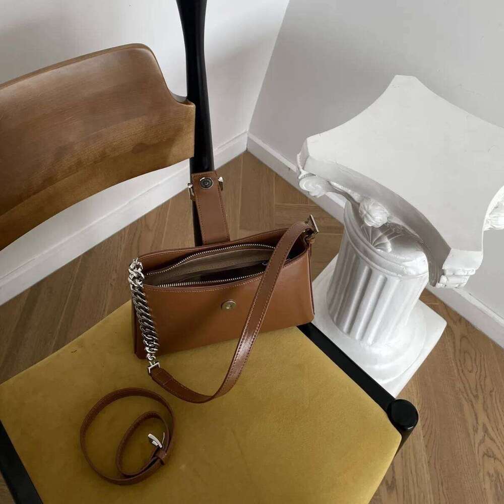 New French Eruo Style Caramel Wine Red Color Flap Messenger Glossy Cow Leather Female Crossbody Bag Small Daily Handbag