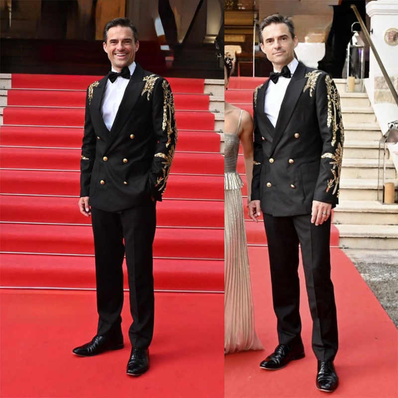 Black Peaked Lapel Men Suits 2 Piece Double Breasted Appliques Fashion Handsome Wedding Tuxedos Elegant Party Prom Male Suit