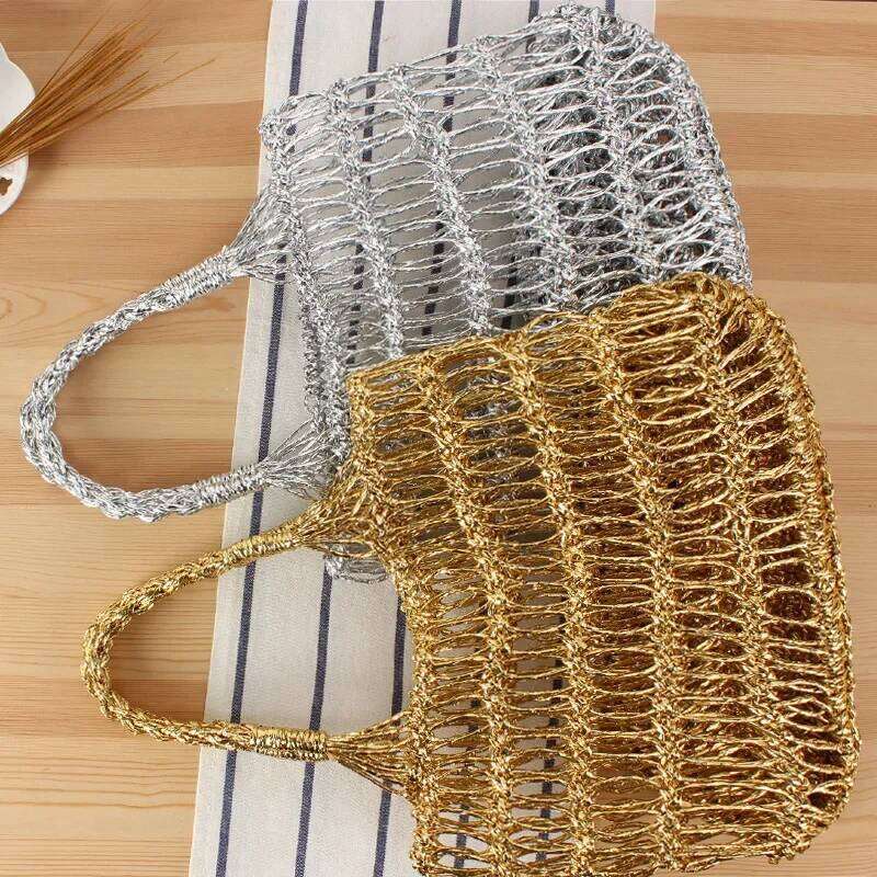 New gold and sier thread hollowed out hand hook woven for trendy women's vacation beach portable straw bag