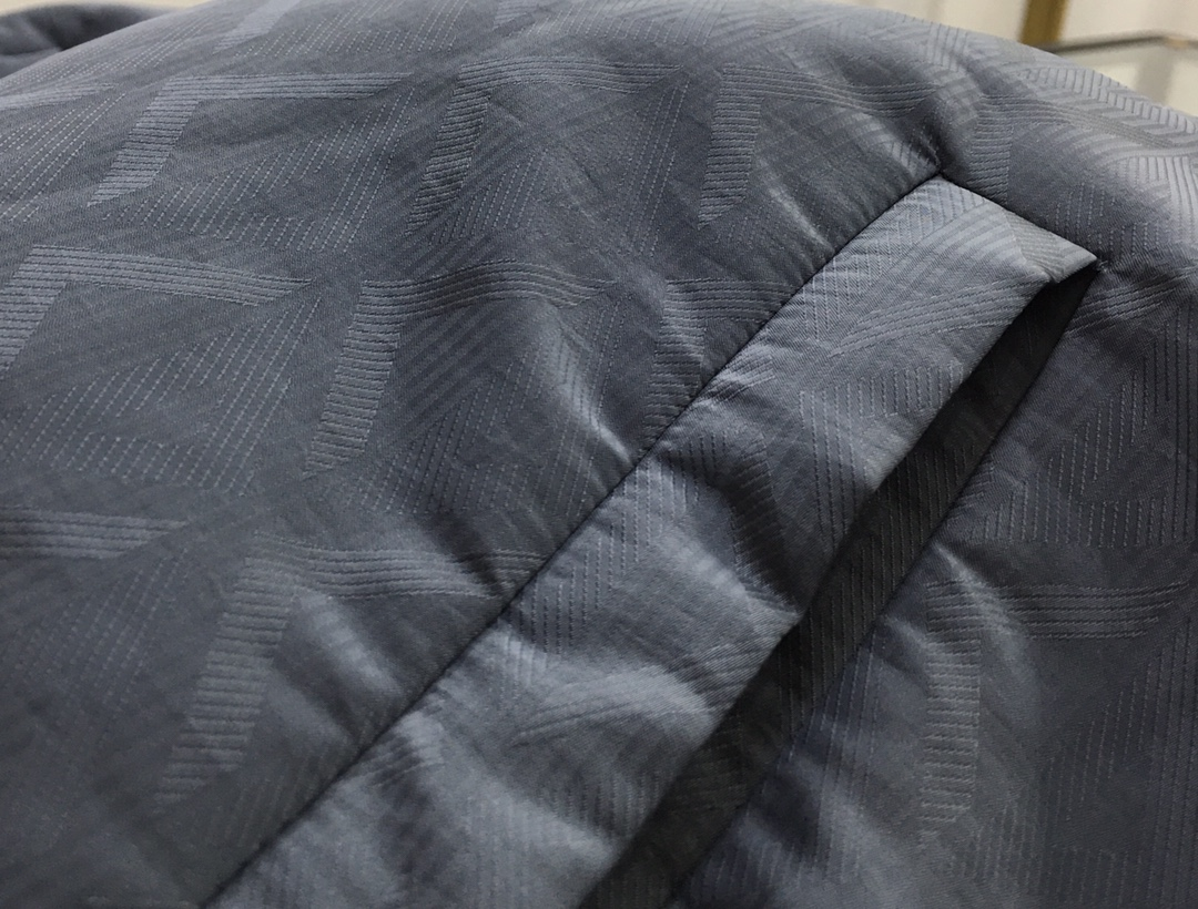 Brand Denim jacket outdoor mens and womens designer brand luxury gift Valentines Fathers Christmas.M191