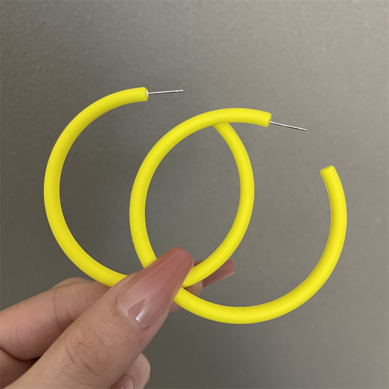 Extra Large Hoop for Women 2025 New Candy Color C-Shaped Exaggerated Personality Fashion Trendy Earrings