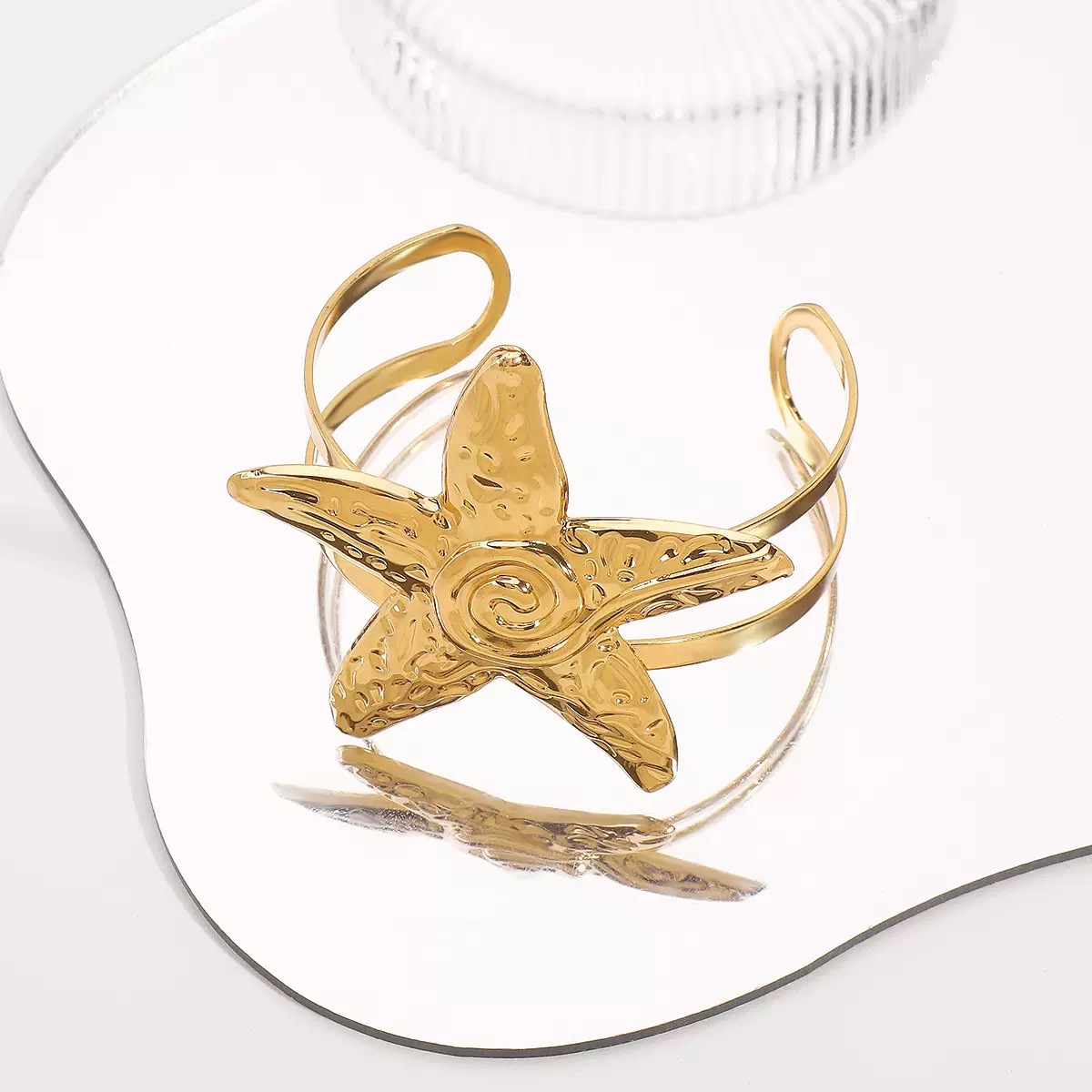 Women's Fashion Metal Starfish Shell Arm Ring Daily Commute Holiday Beach Style Bracelet