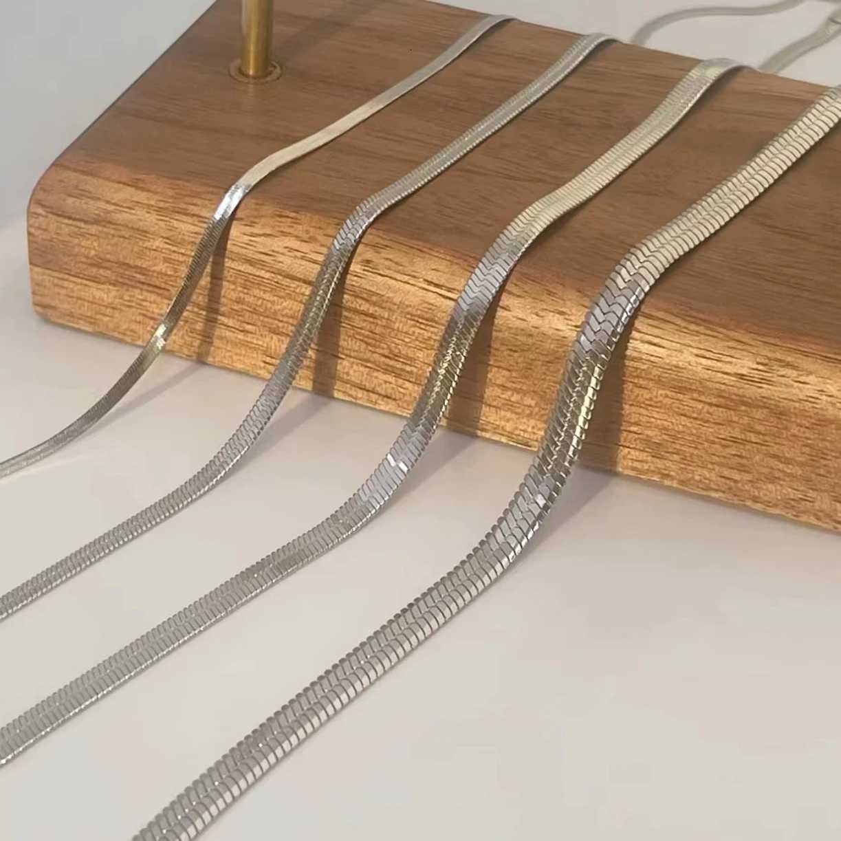 40/45/50mm Snake Chain Necklace Choker Stainless Steel Herringbone Gold Color Jewelry Gift for Women and Men XJ250708