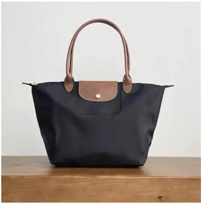 2024 Designer Bags Tote Bag Branded Handbag Laptop Beach Travel Nylon Shoulder Casual Canvas Mommy Shopping Big champes Capacity Waterproof 6A