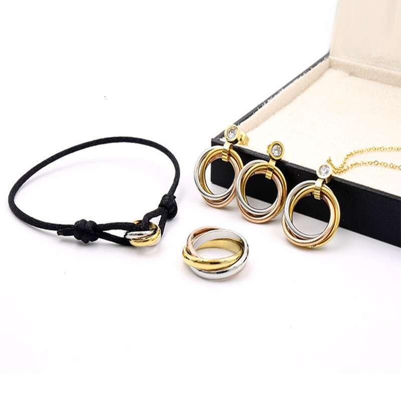 Bracelet Designer Seamless Closed Three-color Three-ring Color-separating Wristband Stainless Steel Buckle Cord Adjustable Size Bracelet Designer Jewelry