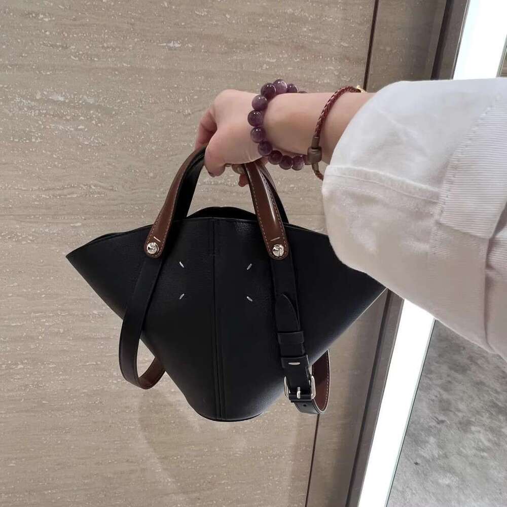 toteBag Shoulder bag ROSE NOIRE Internet Celebrity Same Style 25Th Anniversary Spring New Lychee Pattern Fan-Shaped Basket Versatile Shoulder bag