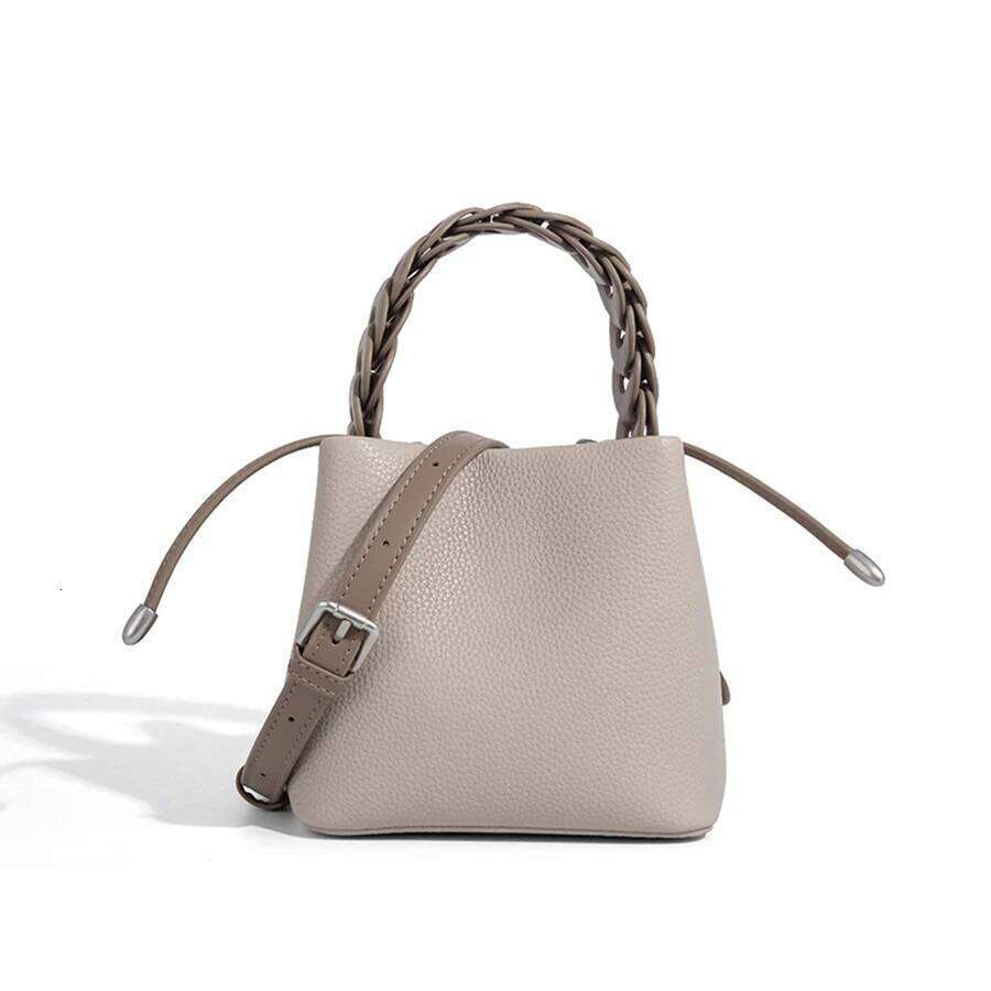 Designer Bags Designer Bags Fashion Woven Handle Commuter Bucket For Women Pu Leather Shoulder Crossbody Bags Casual Tote Female Purse And Handbags Sa
