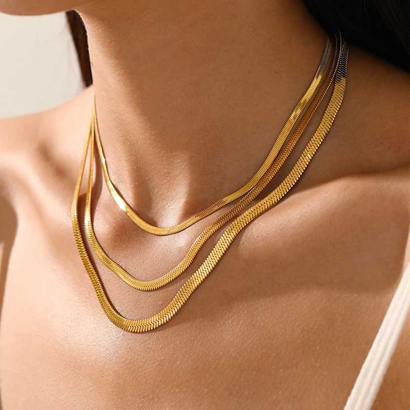 Hot Classic Unisex Flat Snake Chain Choker Necklace For Women Stainless Steel Herringbone Gold Silver Color Fashion Jewelry GiftXJ250708