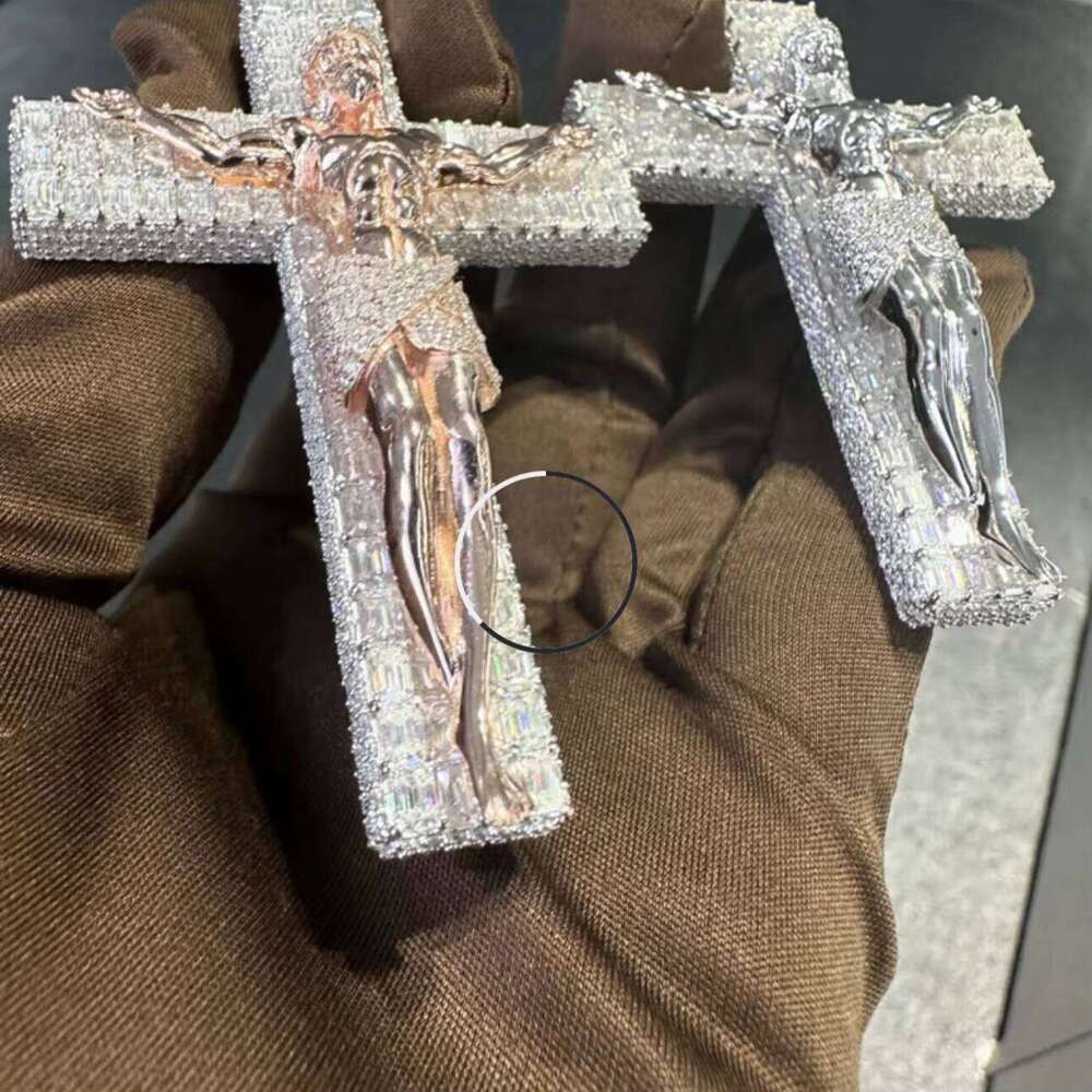 Custom Hip Hop Chain Sier Vvs Moissanite Lab Dia Iced Out Jewelry Cross Pendant