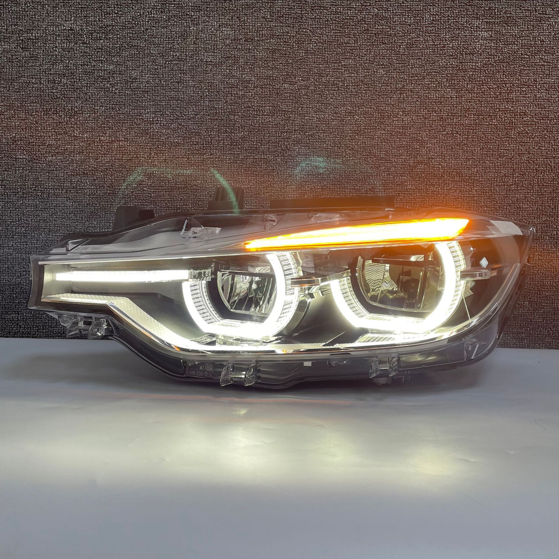 Headlights for BMW 3 Series F30 F35 2013-2018 Modified new spoon-shaped auto headlamp Xenon and Halogen headlight assemblies
