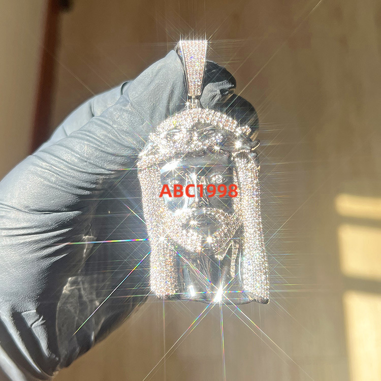 Xingguang Jewelry Custom Pendant 925 Sterling Silver VVS Moissanite Diamond Hip Hop Jesus Pendant for Men
