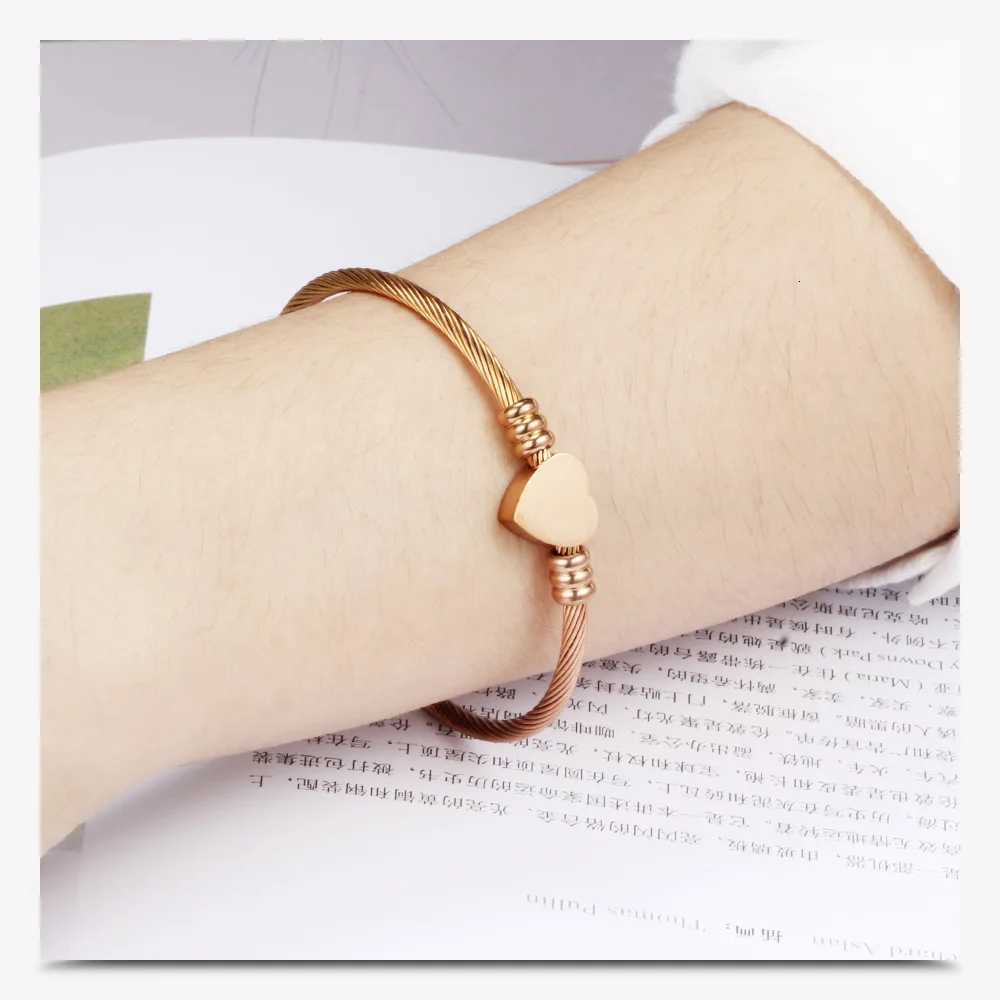 Stainless Steel Bracelet for Women Heart Seal Accessories Adjustable Size W250728