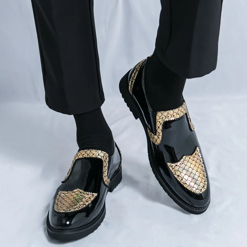 Black Formal Loafers Brogue Shoes Men Golden Dress Shoes for Men 2025 Fashion Party Shoes Men Chaussure Homme Zapatos De Hombre 250723