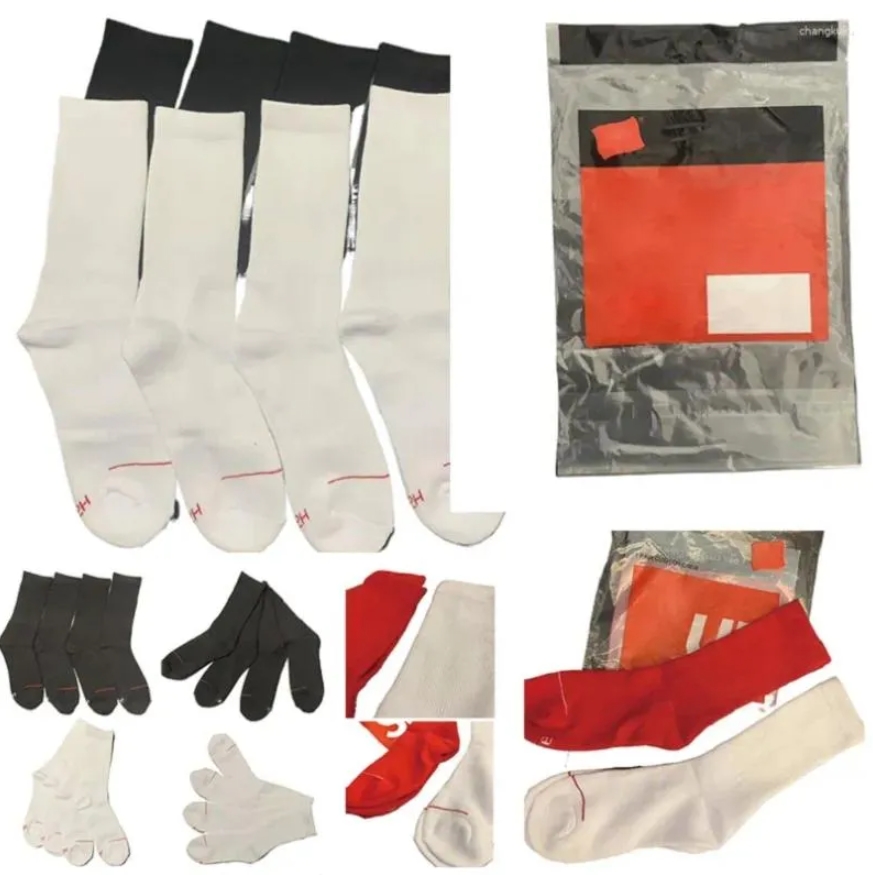 Men's Socks Designer 2 Pairs Pack Letter Simple Mid Length Unisex Four Seasons Fashion Trend Sports Comfortable Cotton Breathable Women's 2 Pairs