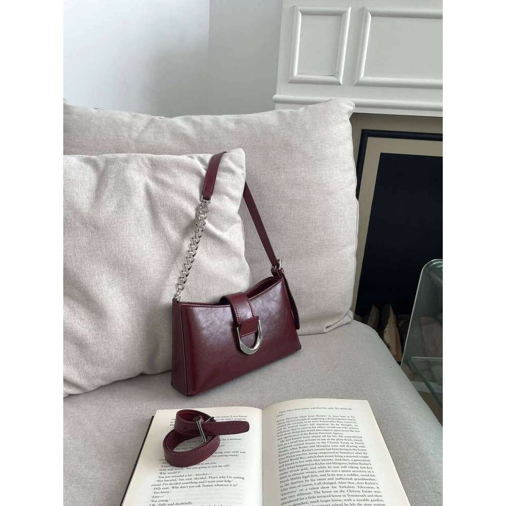 New French Eruo Style Caramel Wine Red Color Flap Messenger Glossy Cow Leather Female Crossbody Bag Small Daily Handbag