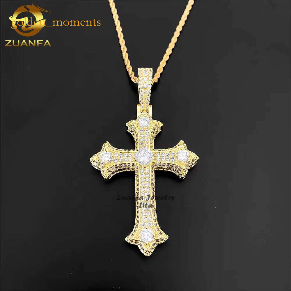 High Quality Hip Hop Sterling Sier Iced Out Charm Moissanite Cross Pendant for Men