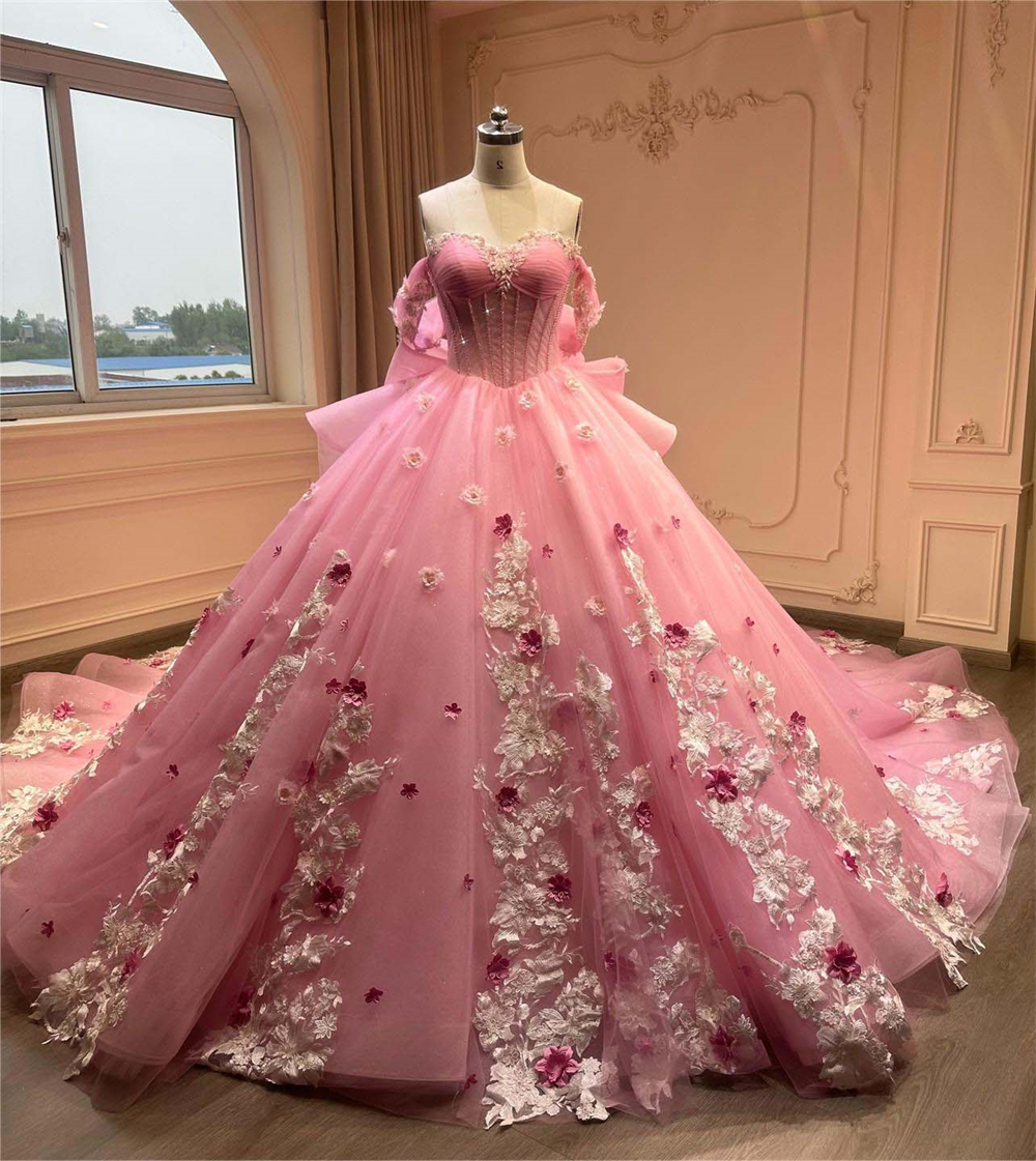 Ball Gown Quinceanera Dresses Off the Shoulder Appliques Big Bow Sweetheart Tulle Lace-up Plus Size Sweet 15 16 Princess Birthday Party Gowns Vestidos