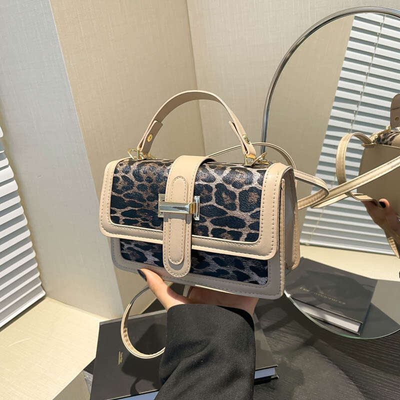 2024 Autumn Winter New High-end Printed for Women, Stylish and Versatile, Single Shoulder, Crossbody, Handbag, Small Square Bag