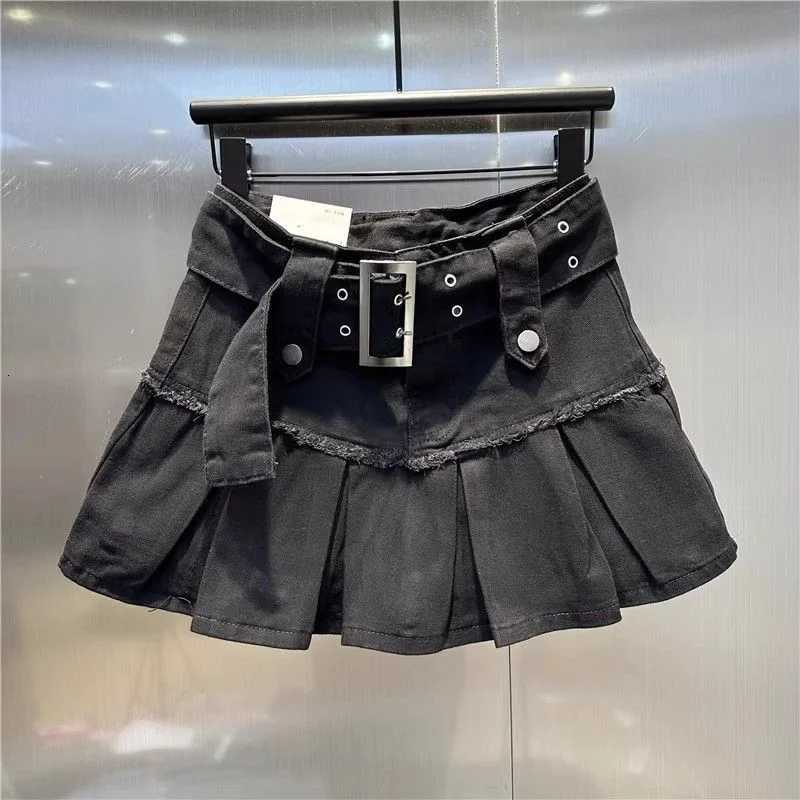 Vintage Light Blue Pleated Denim Skirts 2025 Summer New A-line Short Skirt for Women Y2k High Waist Sexy Skirts for Women R250728
