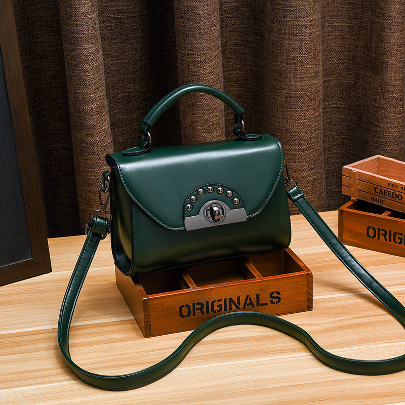 Designer's Luxurious And Fashionable Small Square Bag, Trendy And Fashionable Crossbody Bag, Women's Bag, Popular Shoulder Bag, Casual Saddl