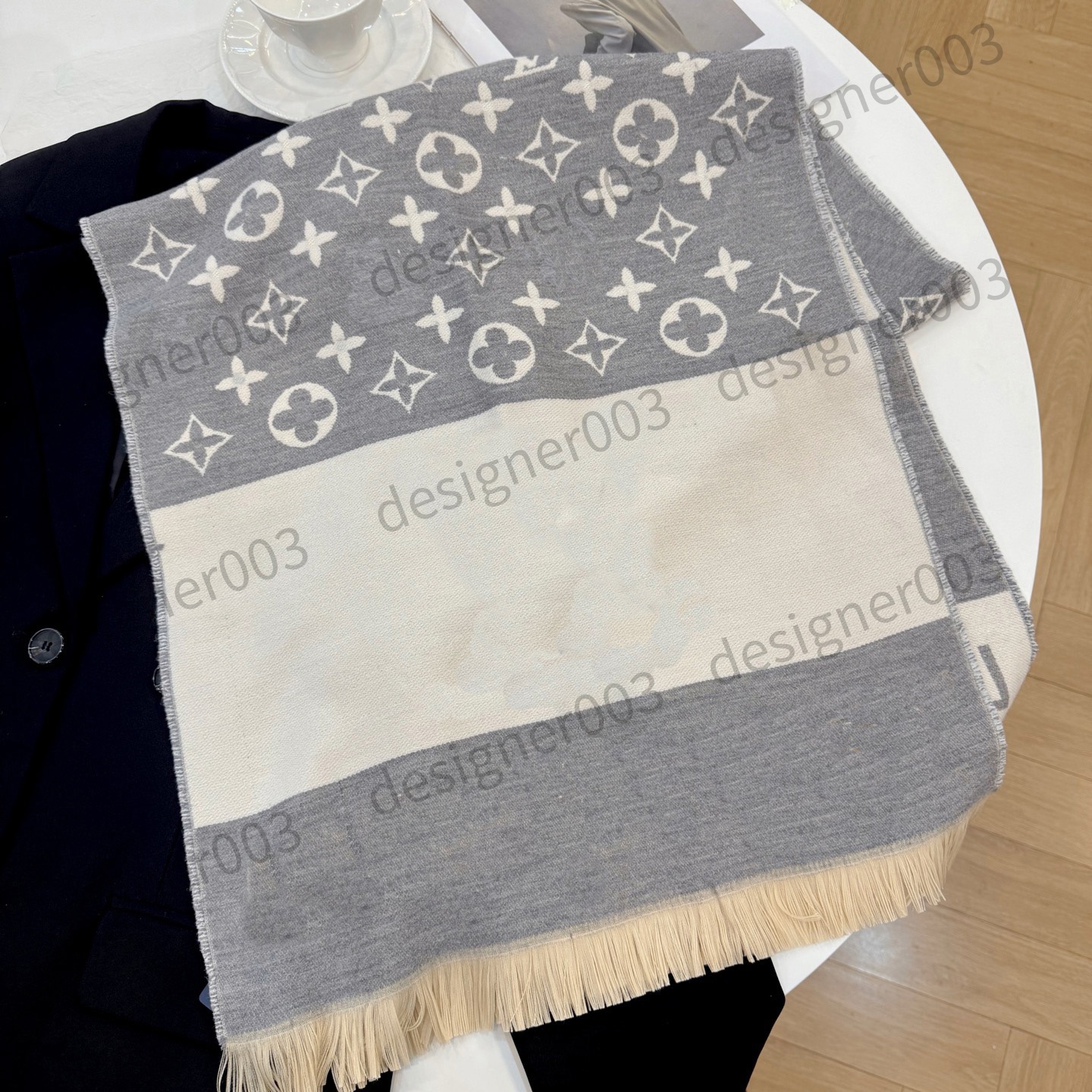 Designer scarf Mens luxury scarf Womens Four Seasons shawl Fashion letter scarf size optional exquisite packaging Long Touch Warm Wraps Autumn Winter