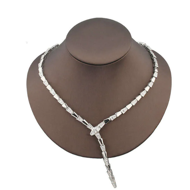 New vintage snake necklace ladies with head tail pendants party and man high quality wedding accessories couple jewelry gift