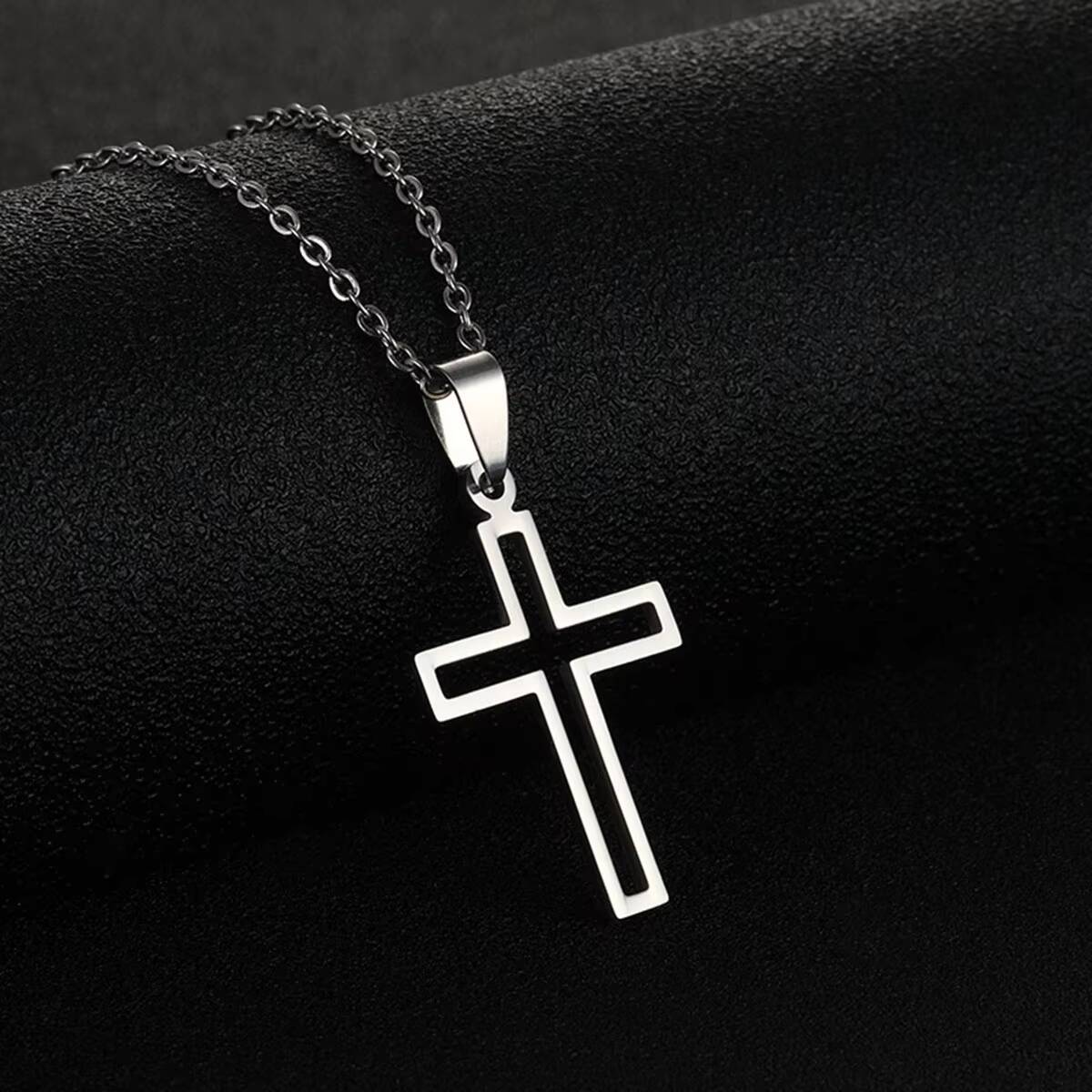Simple Religious Stainless Steel Cross Pendant Necklace Gold Plated for Men and Womens Anniversary Jewelry Gift Chain Type