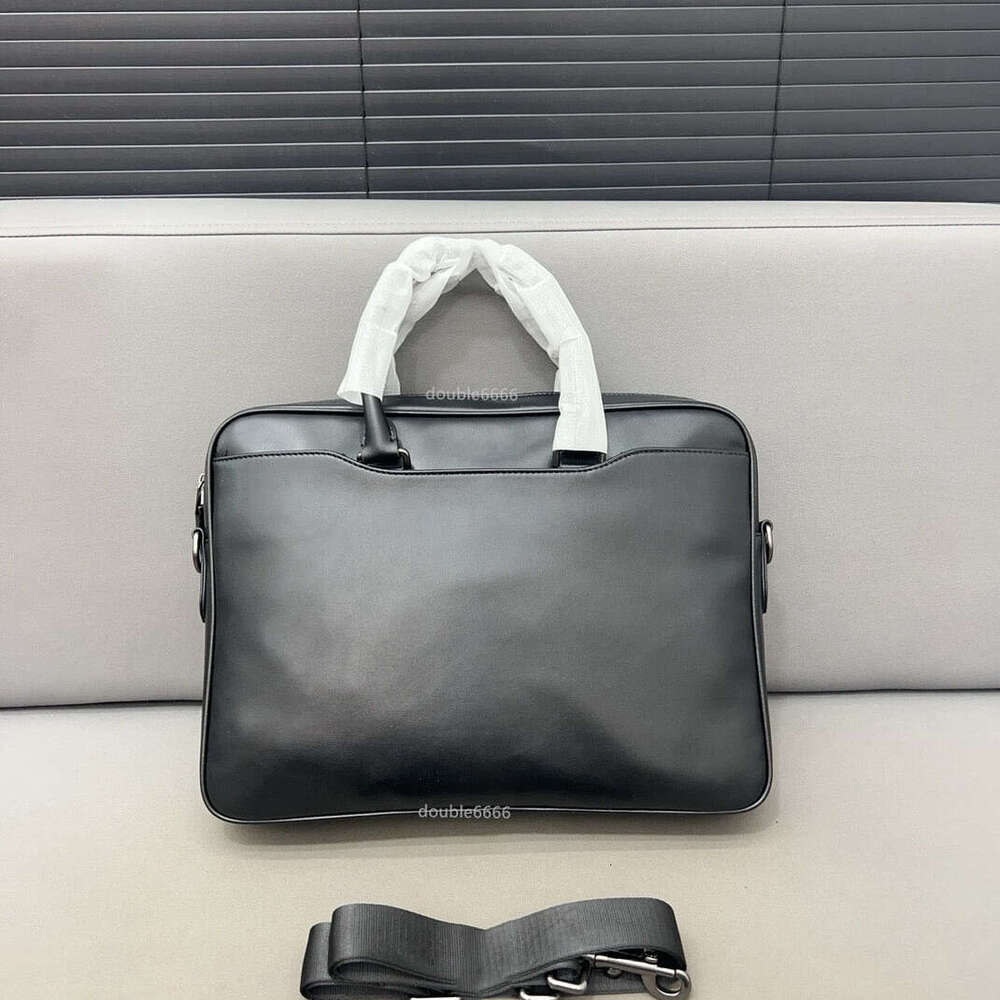 Luxury Men's Bags Designer Totes Laptop Backpacks Business Travel Briefcases Work Bags Messenger Bags Crossbody Bags Shoulder Bags Laptop Bag attache case