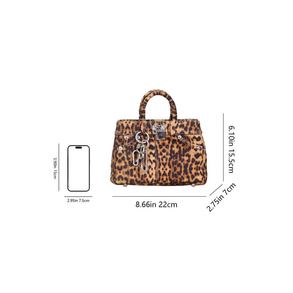 2024 autumn and winter new niche design Korean fashion suede veet leopard print platinum portable crossbody bag lock key p