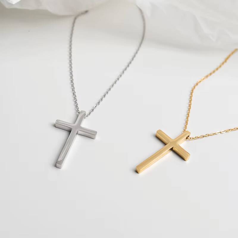 High Quality 18K Gold Plated Stainless Steel Cross Pendant Necklace Dainty Trendy Style for Women Men for Wedding Occasions