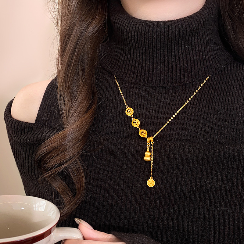 Traditional Gold-Plated Gourd Fortune Character Lucky Round Pendant Sweater Necklace for Women 2025 New Style Elegant Accessories Jewelry for Women
