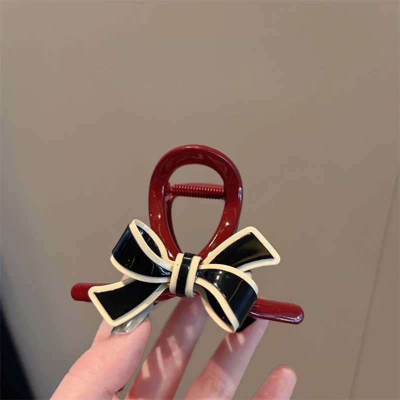 New Elegant Red Bow Hair Claw Clips Summer Korean Sweet Girls Texture Shark Claw Fashion Hair Clip Hair Accessories for Women Z250729