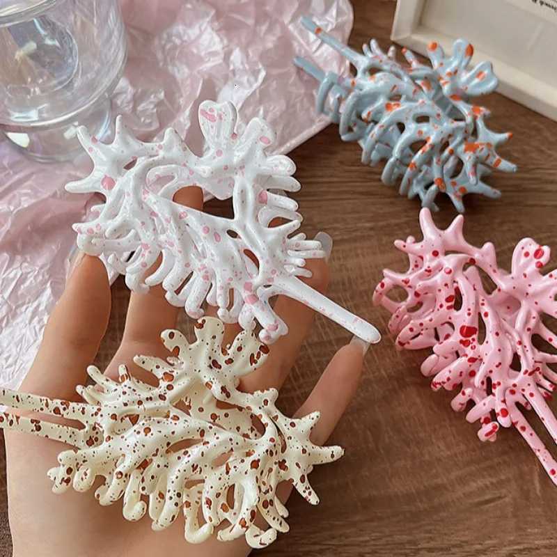 Ocean Conch Hair Claw Clips for Women Colorful Shell Crab Hair Clip Shell Catcher Ins Fairy Summer Sea Y2K Hair Accessories Z250729