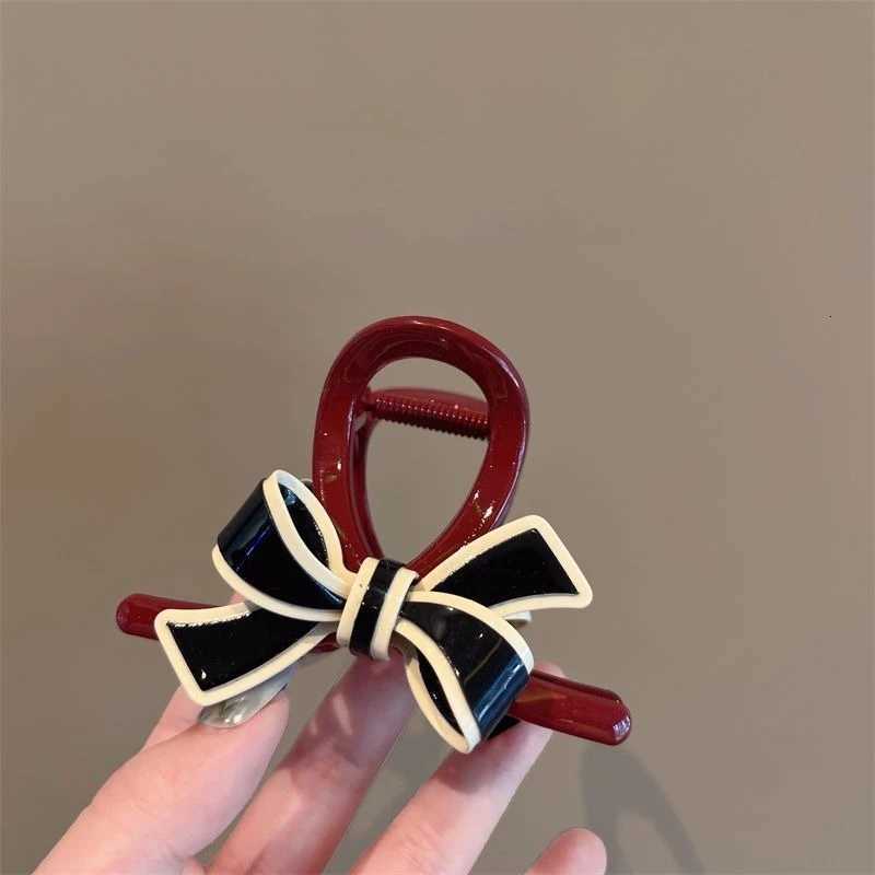 New Elegant Red Bow Hair Claw Clips Summer Korean Sweet Girls Texture Shark Claw Fashion Hair Clip Hair Accessories for Women Z250729