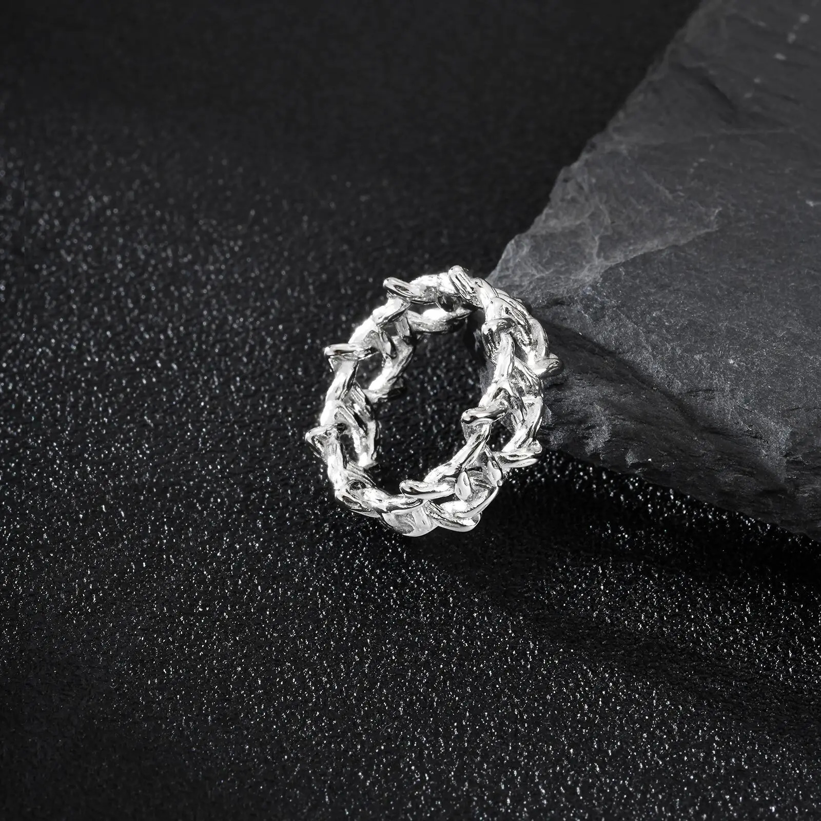 Vnox Creative Woven Six-Pointed Star Ring for Men Women Anti Allergy Stainless Steel Punk Irregular Thorns Rings Jewelry Gifts 250729