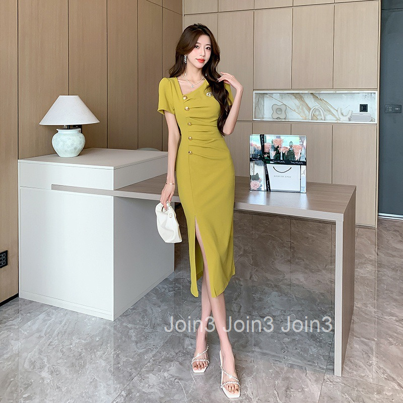 Summer New Elegant Internet Celebrity V-Neck Street Style Single-Breasted Slim Short Sleeve Mid-Length Dress with Slit and Bodycon Design