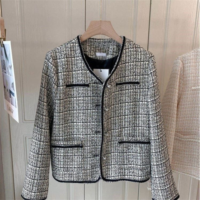 Free shipping designer autumn classic fashion simple short jacket light luxury casual with cotton or regular