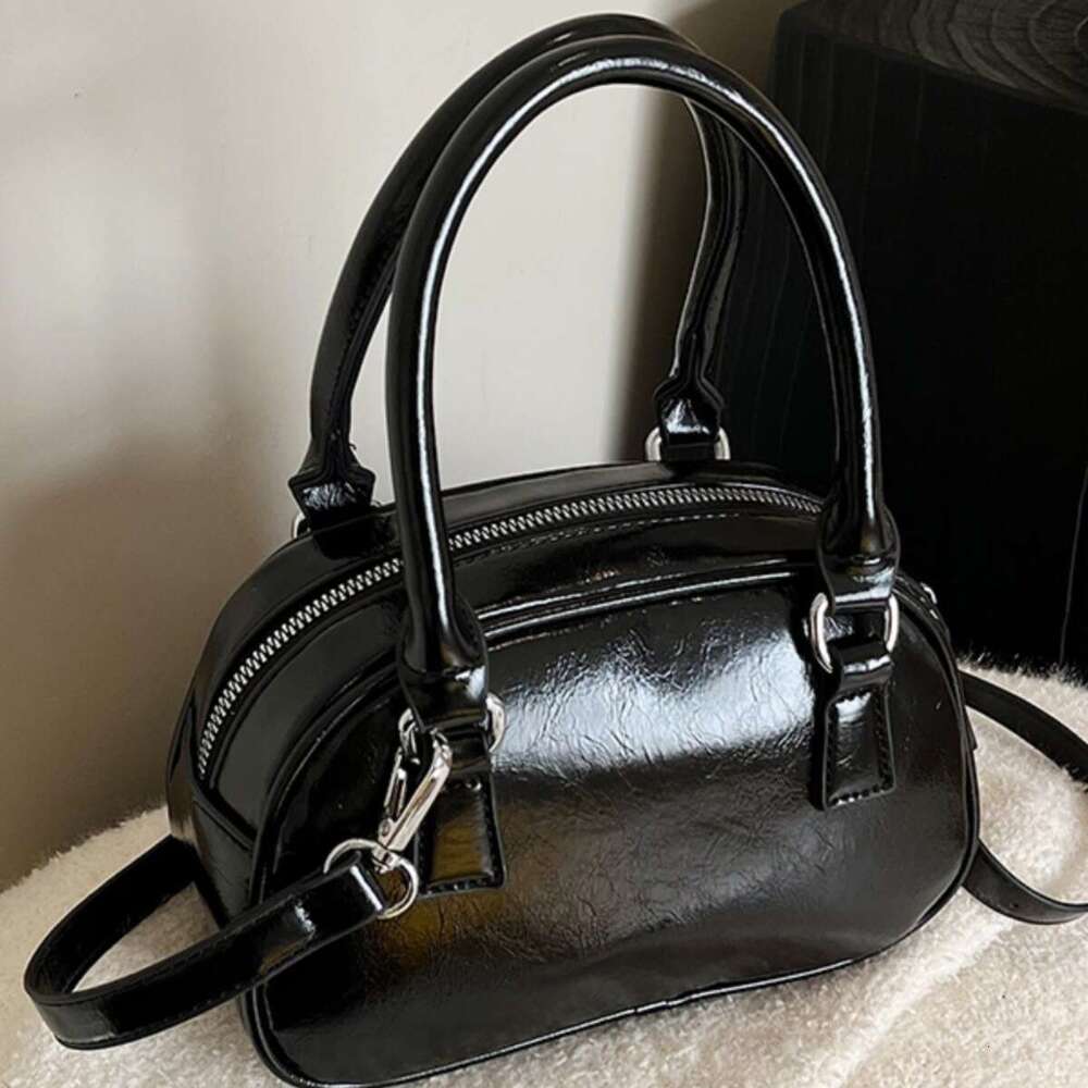 2025 New Women's Spring and Summer Trend Single Shoulder Crossbody Handheld Small Square Bag