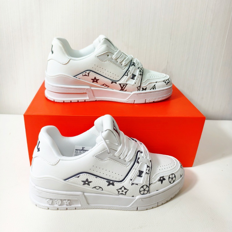 Designer Shoes 2025 New Men's and Women's light Luxury Casual Sports Lightweight anti-slip fashionable Breathable board shoes free shipping