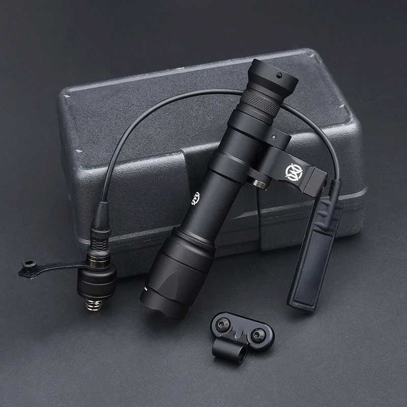 WADSN M600 M640C Tactical Flashlight 800 Lumens White LED Scout Light Fits 20mm Picatinny Rail Hunting Weapon Airsoft Accessory XJ250728