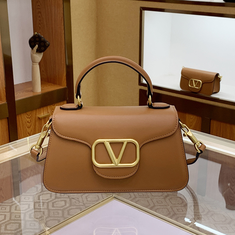 Designer bag free shipping Leather light luxury handbag chain new fashionable and versatile classic armpit bag for women white brown