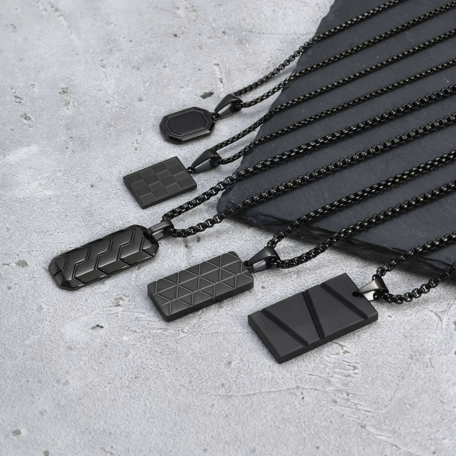 Vnox Small Dogtags Pendant Necklaces for Men BoysBlack Silver Color Stainless Steel Military Dog Tag with Box Chain Gift to Him 250729