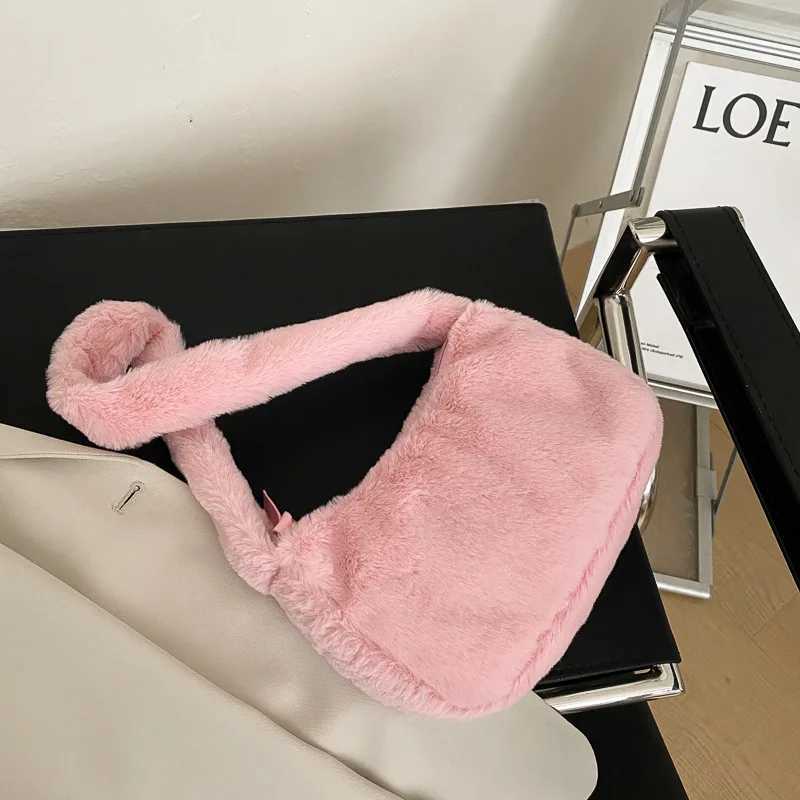 Simple Design Women Soft Plush Hobos Shoulder Bags Winter Furry Ladies Clutch Purse Handbag Fashion Female Underarm Bag Y250730